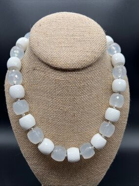 Esmor White Faceted Bead Necklace Frosted Opalite Milk-glass Look 18-20”